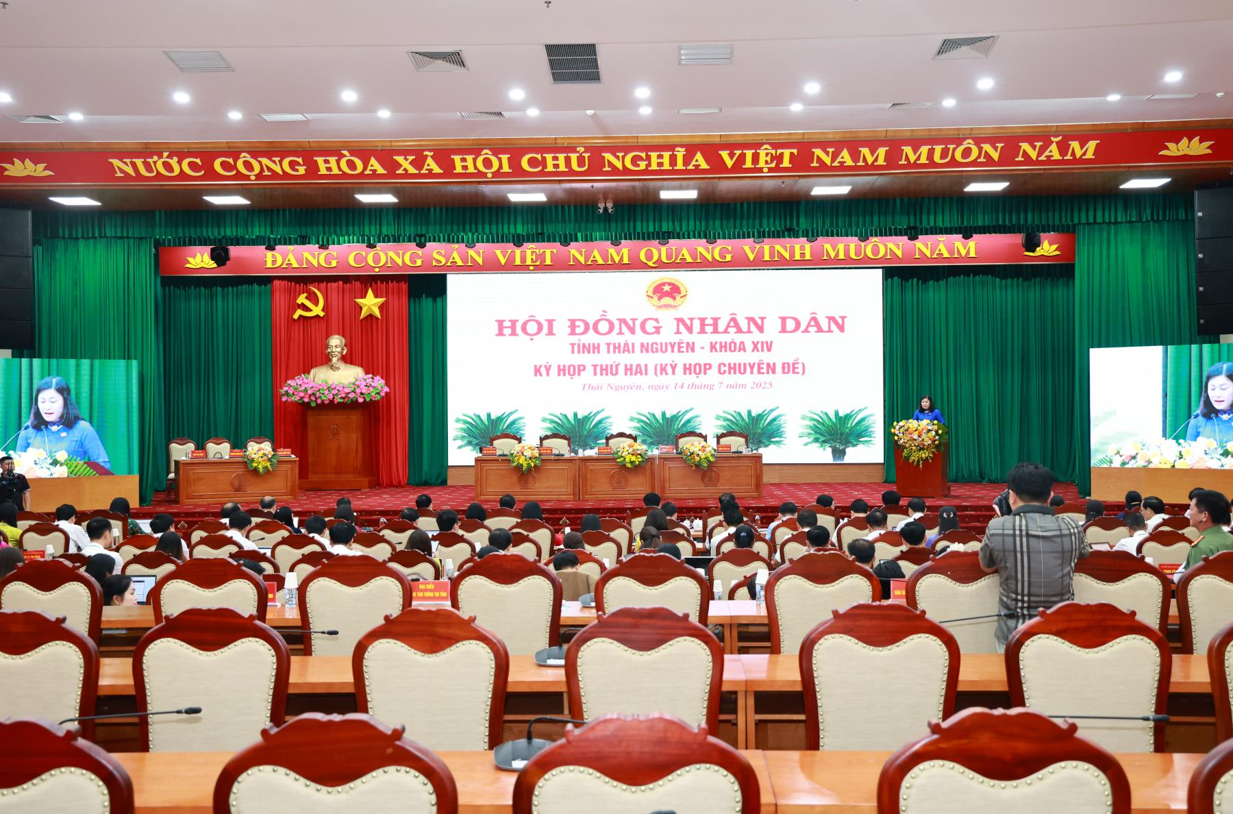 Một số hình ảnh tại kỳ họp thứ 2 kỳ họp chuyên đề sau sáp nhập tỉnh